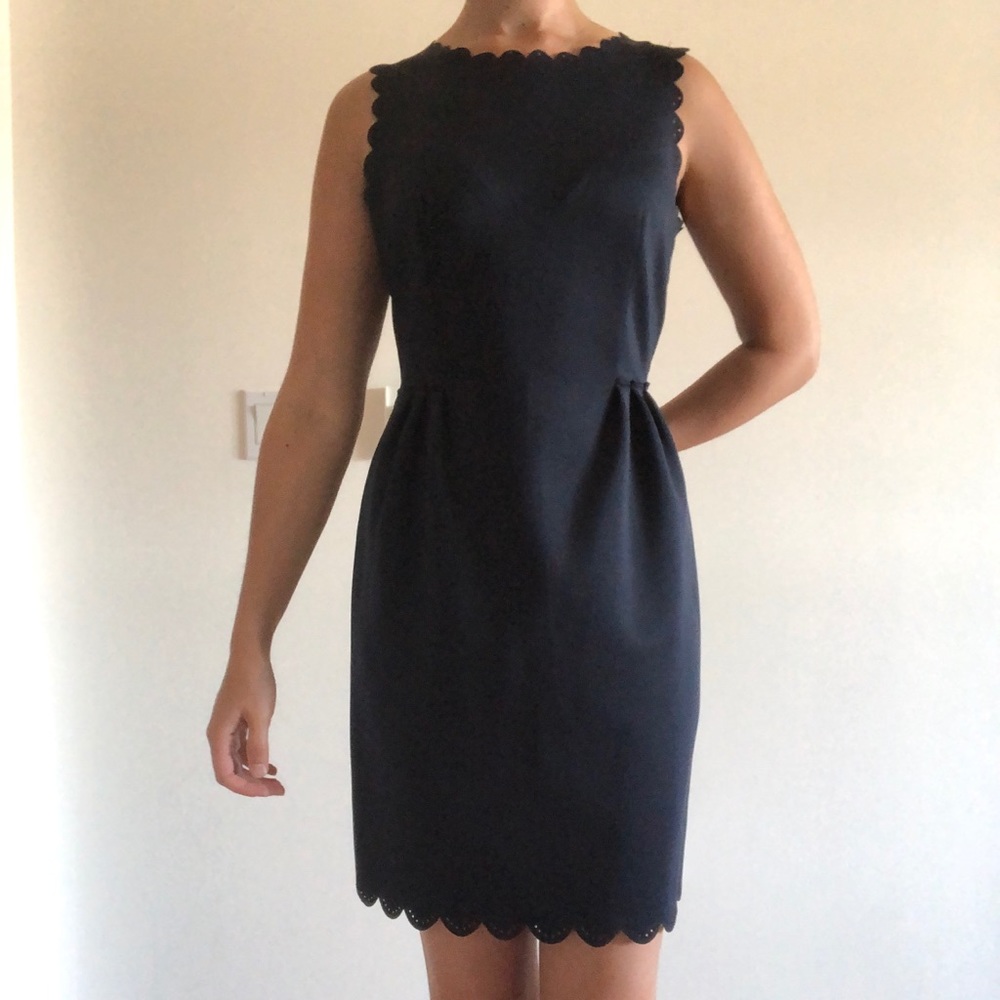 Scalloped sheath navy dress